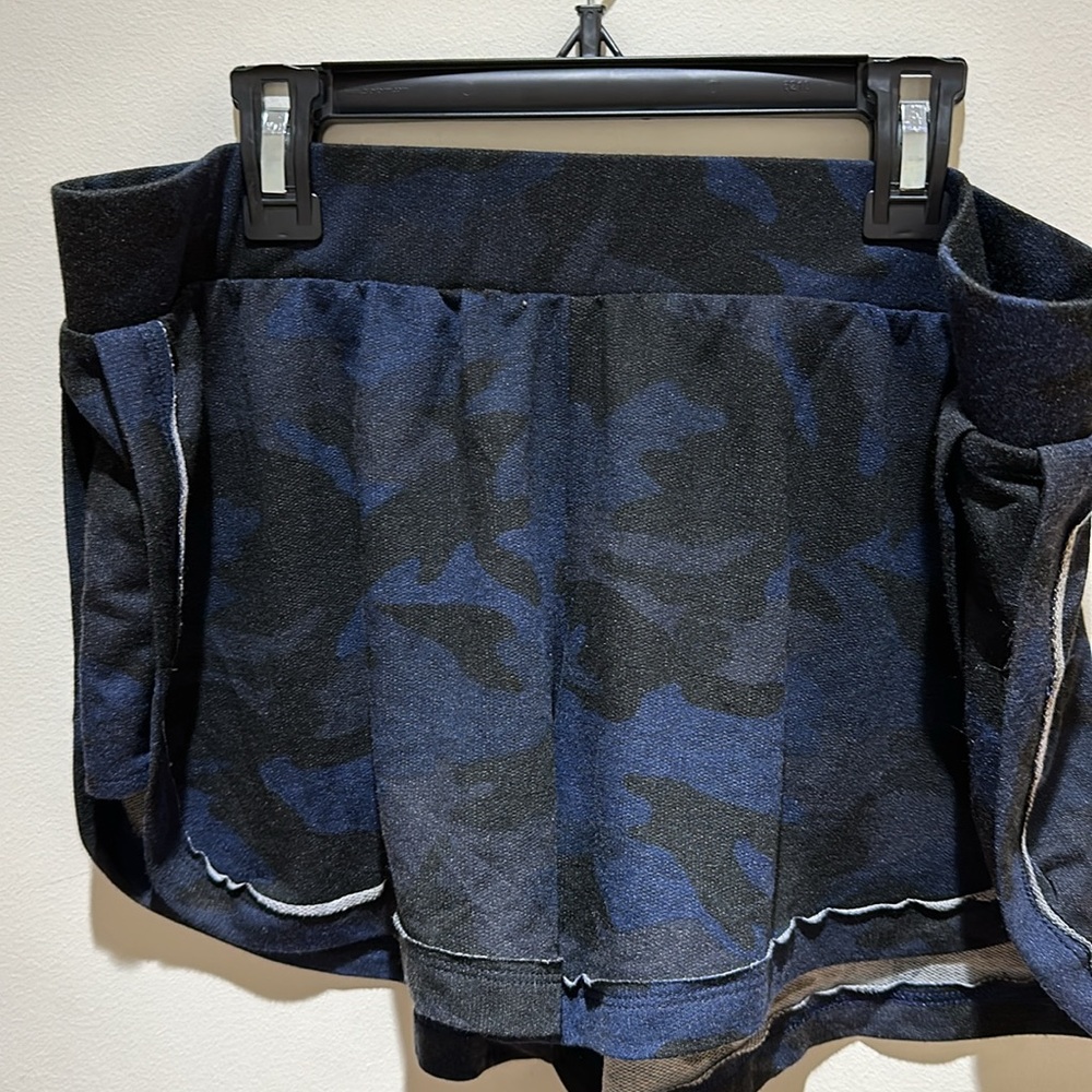 Midnight Bakery black and blue camo sleep set. Shorts and tank top. - Picture 3 of 6